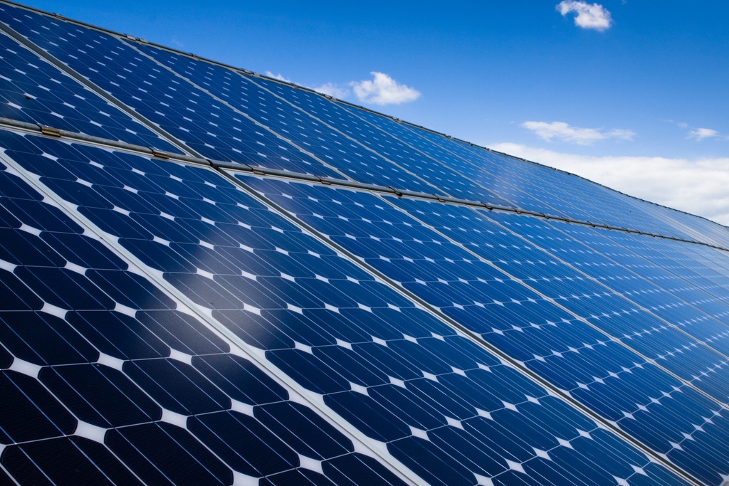 L’impact du nouveau cadre réglementaire sur le marché français du photovoltaïque