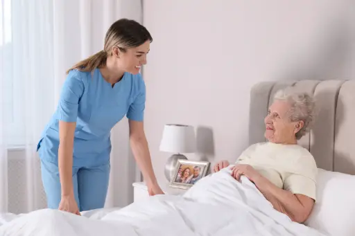Hospitalisation à domicile : enjeux et perspectives 2030